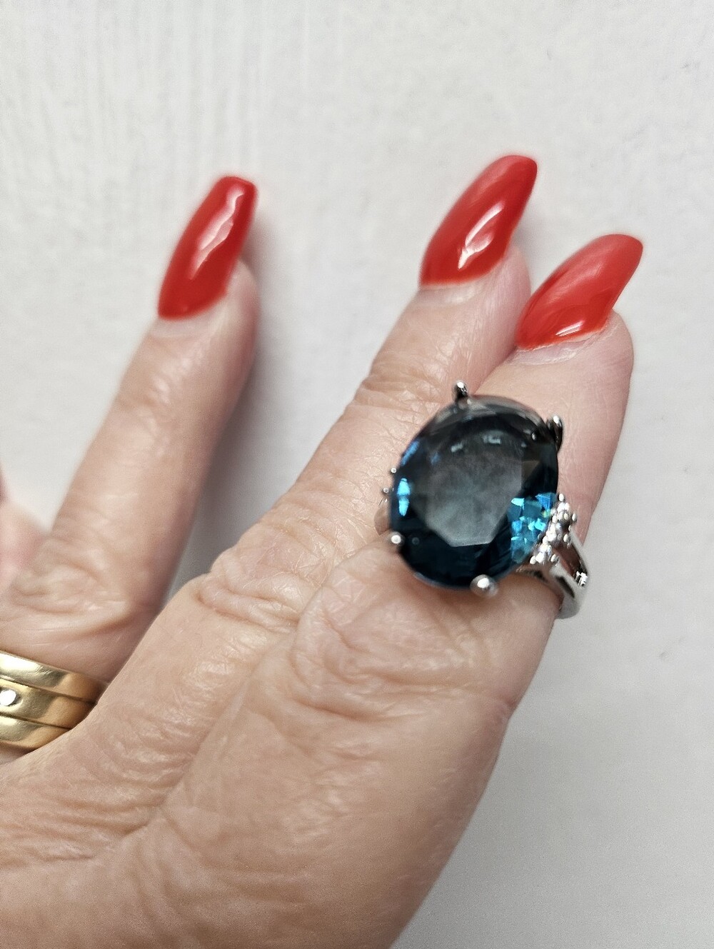 NWT LONDON BLUE TOPAZ RING - Picture 7 of 9